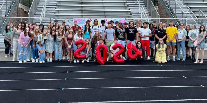 Class+of+2024+Commemorate+Last+First+Day+with+Senior+Sunrise