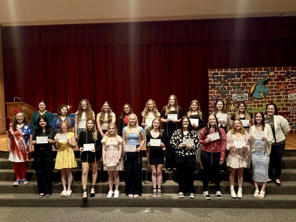 Weir's Quill & Scroll Inducts New Members